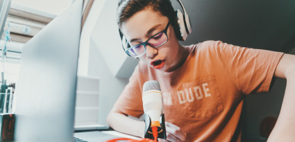 Le podcast se réinvente (encore), à condition d’être financé